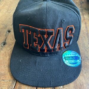 Black Texas Snapback Hat, NWOT